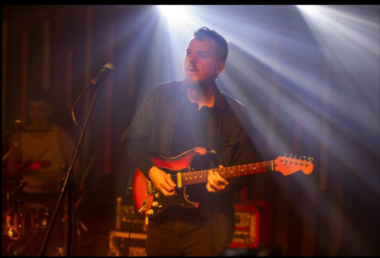 Intim Torna Illegál