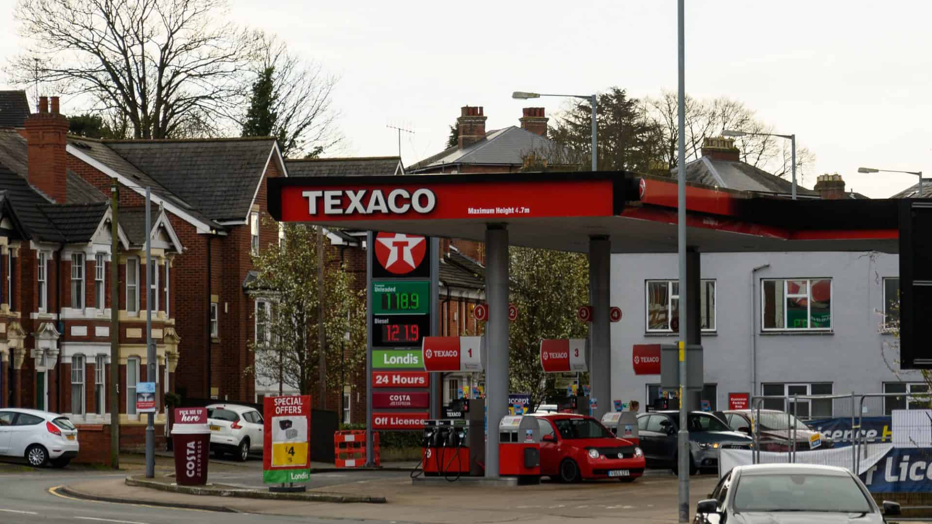 The pumps and sign of the Texaco Petrol Station on Bath Road