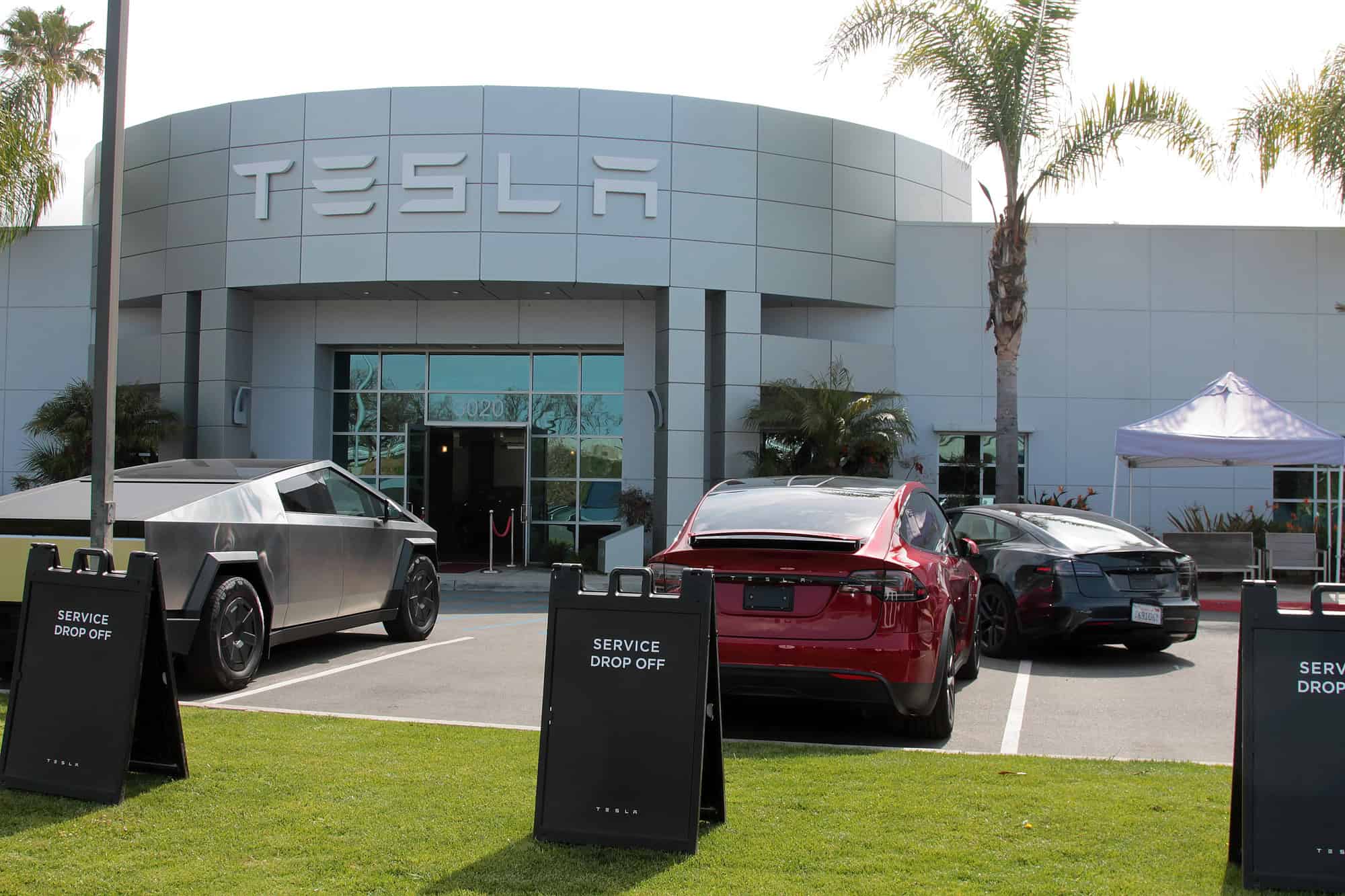 Costa Mesa, Californis - USA- Saturday March 29, 2025: Tesla Electric Car Dealership.