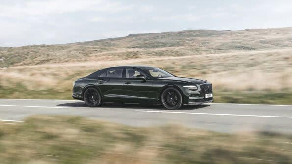 2026 Bentley Flying Spur side profile