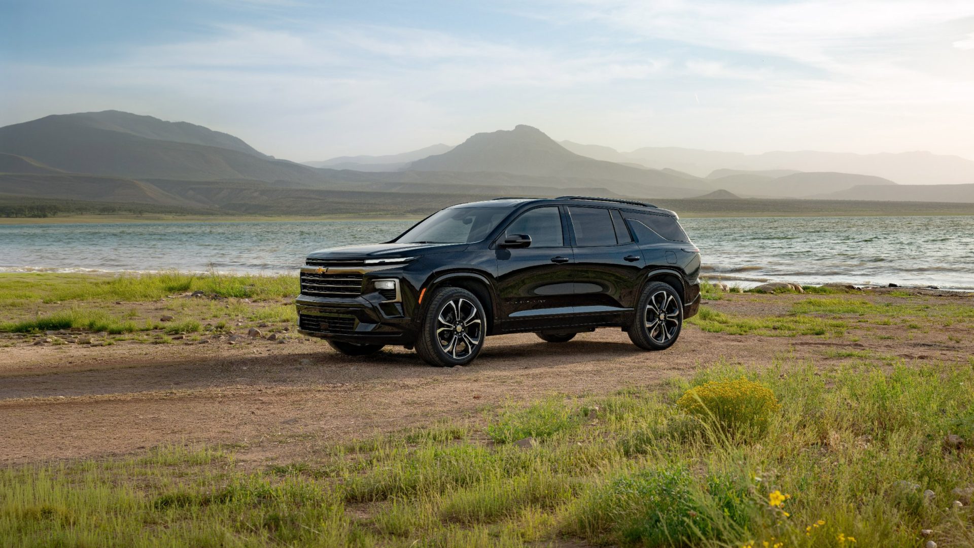 2027 Chevrolet Traverse High Country front three-quarter view