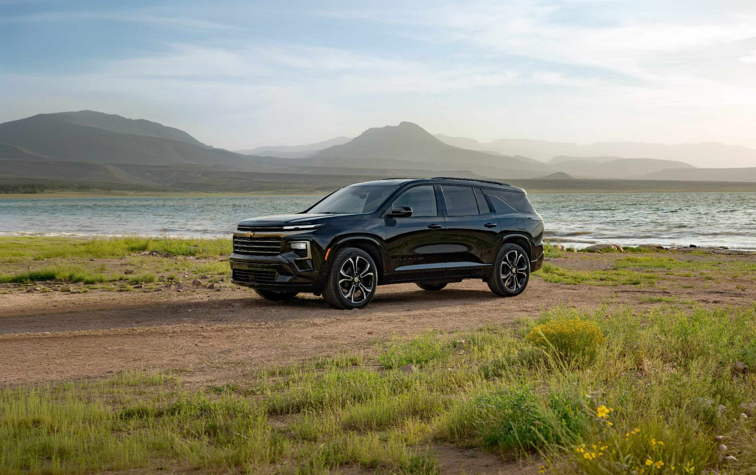 2027 Chevrolet Traverse High Country front three-quarter view