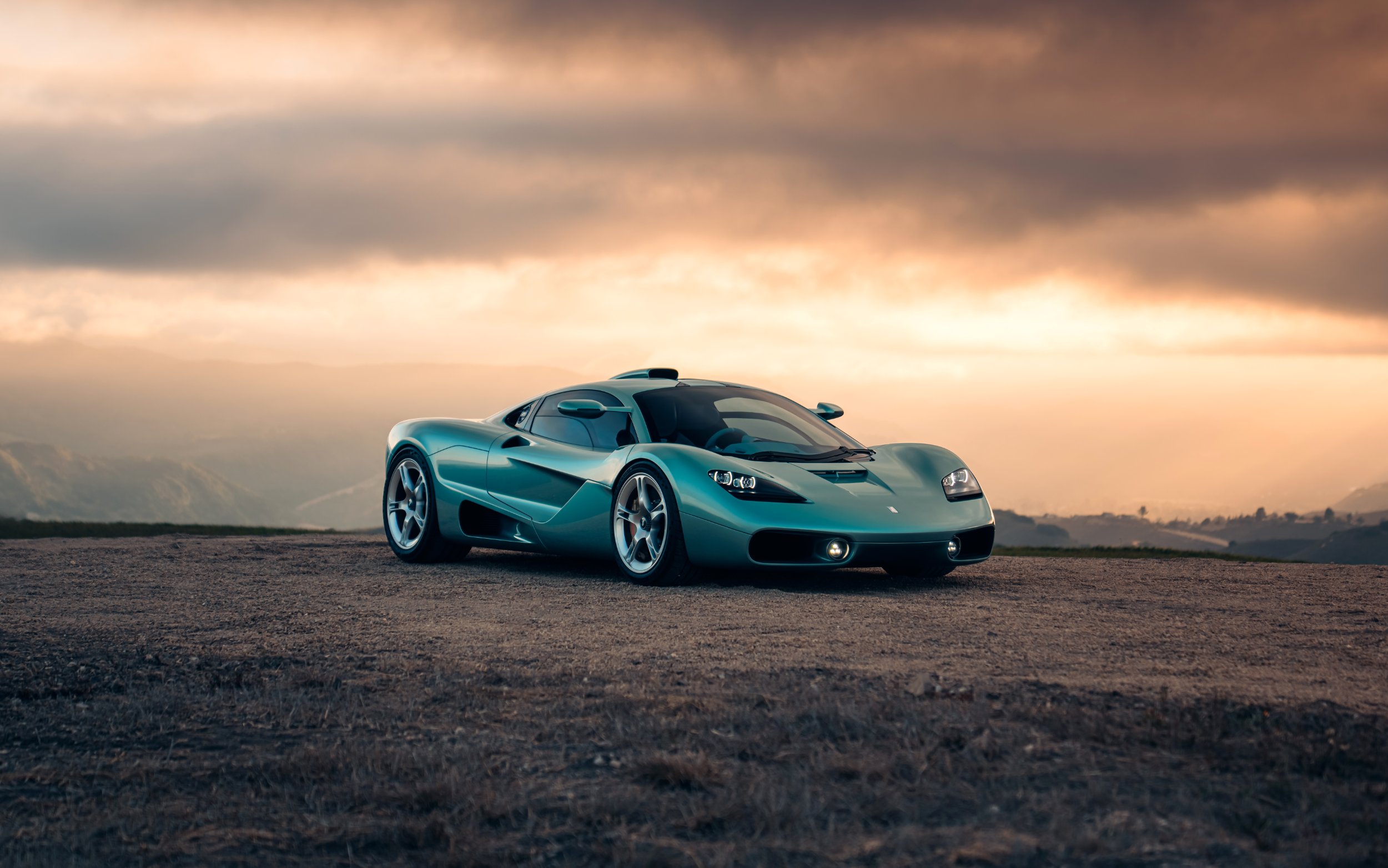Gordon Murray S1 V12 manual supercar