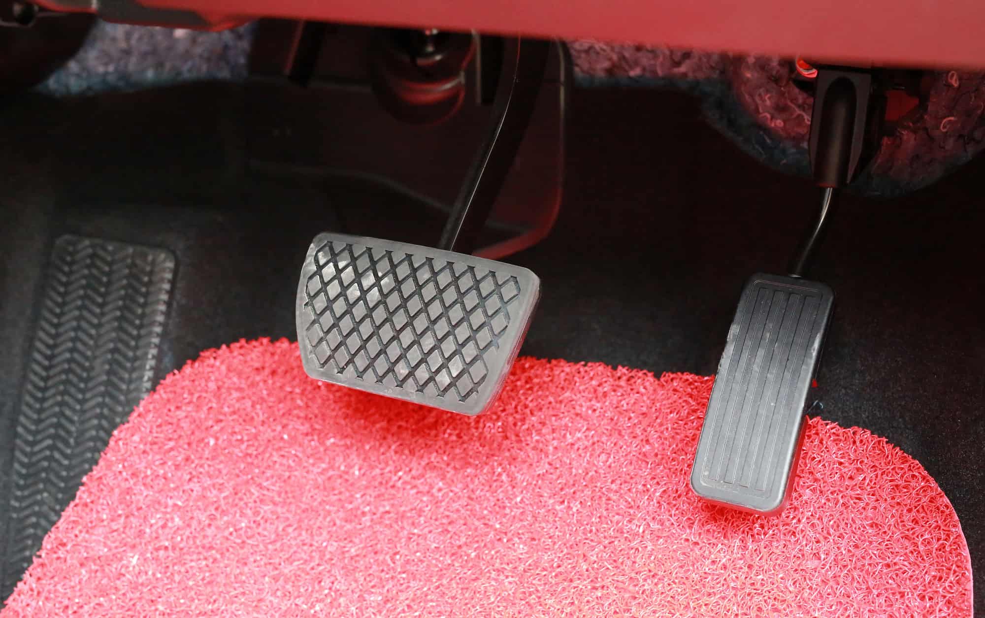 Remove BG Save Share Sample Brake and accelerator pedal of automatic transmission car