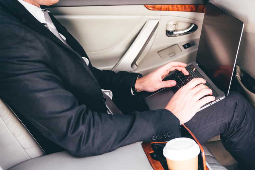 Luxury corporate transfers in Milan