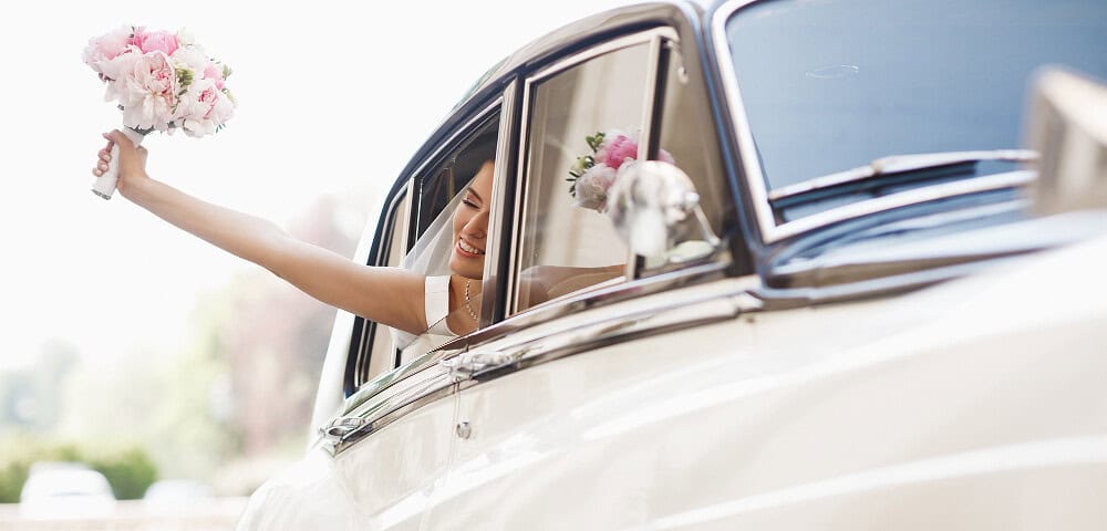 Quanto costa noleggiare un'auto con autista per il matrimonio