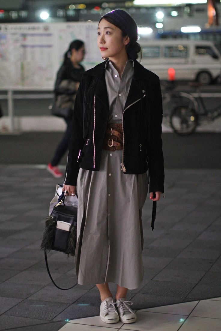 20 Trendy Fall Outfits in Japan: Embrace Autumn Style with a Twist