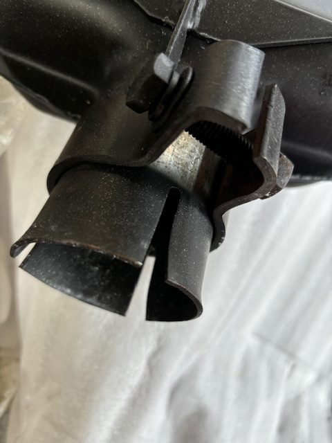 Exhaust clamp for vehicle muffler repair and installation in New Zealand.