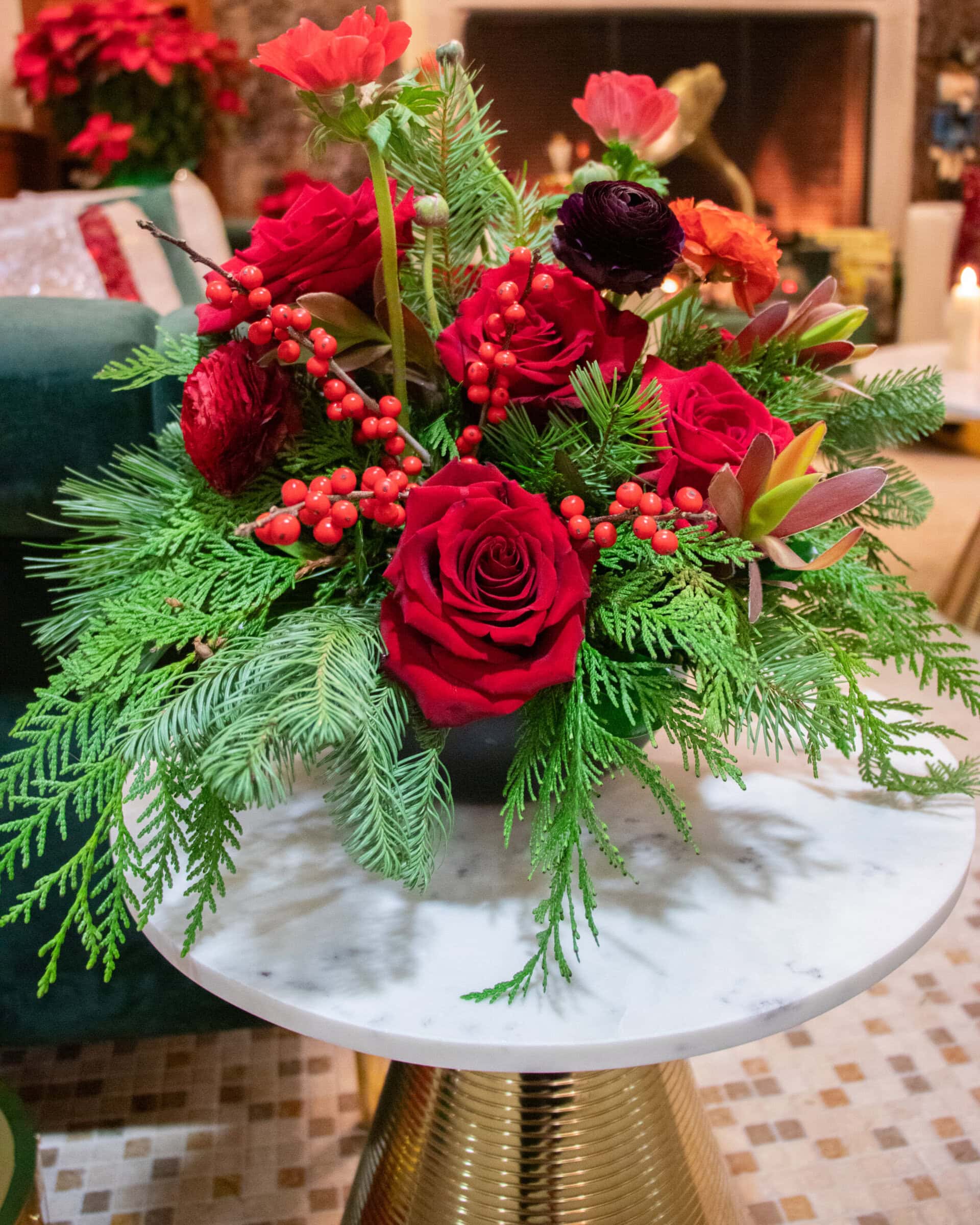 Traditional_Modern_Holiday_Decor_Soft_Seating_Christmas_Decor_Event_Rentals_Jacksonville