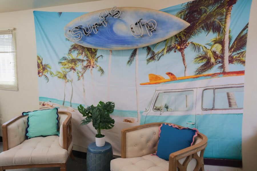 Surfer's Paradise Room