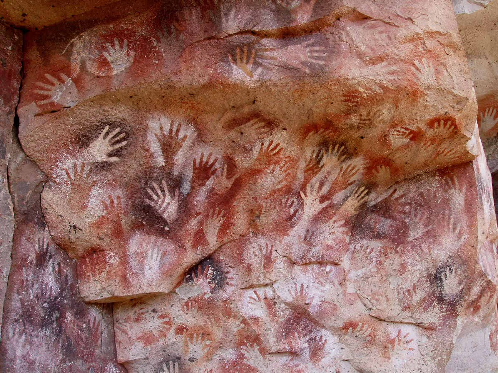 Arte rupestre en la Cueva de las Manos, Patrimonio de la Humanidad, cerca de Perito Moreno