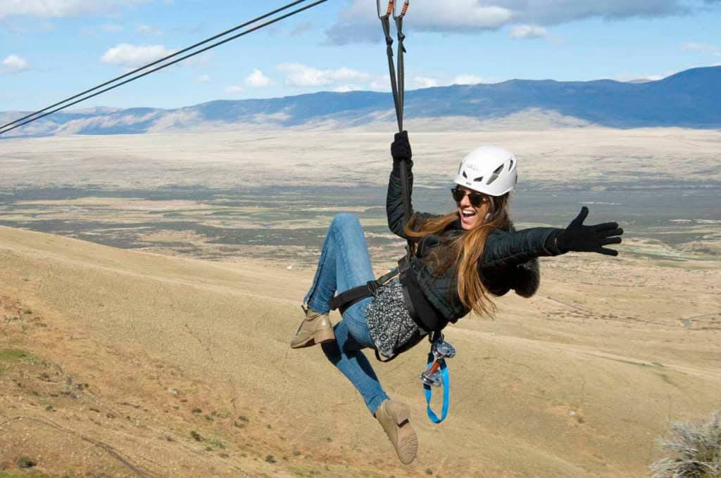 Cerro Frías Tirolesa en El Calafate: descenso en zipline con vista al Lago Argentino