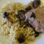 עוף עם פטריות ויין לבן