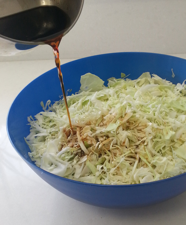 סלט כרוב סיני סלט כרוב סיני