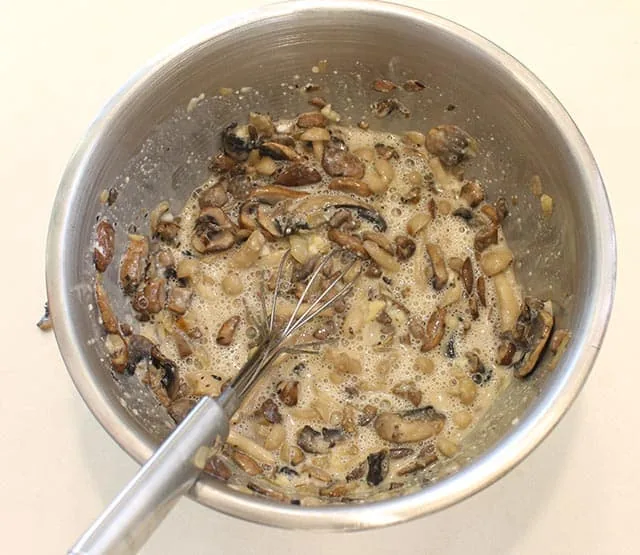 מלית פטריות וגבינה