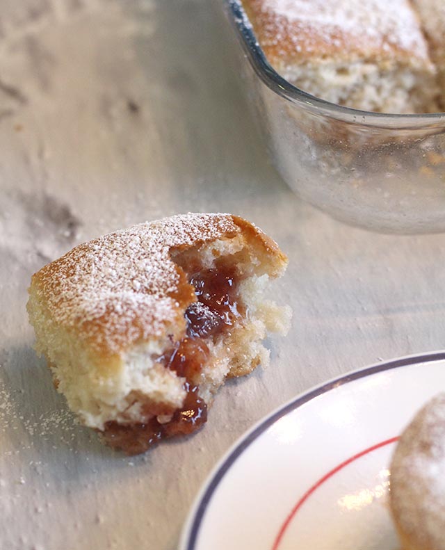 לחמניות אפויות ללא גלוטן במילוי ריבה