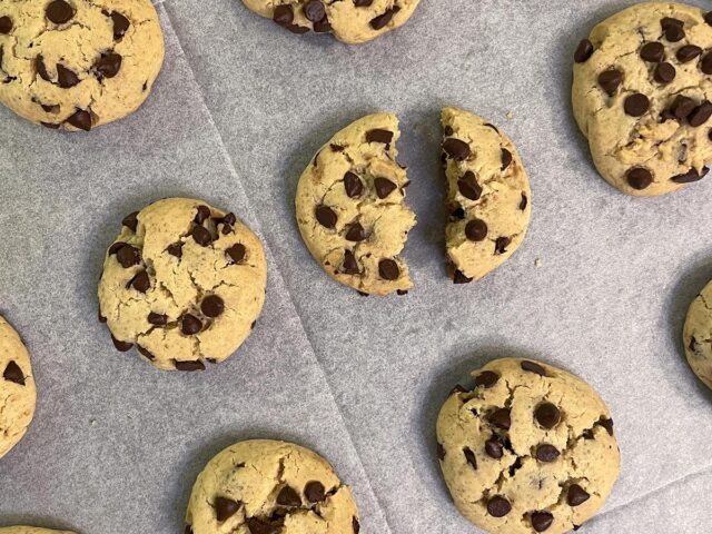 עוגיות שוקולד צ'יפס ופודינג וניל ללא גלוטן