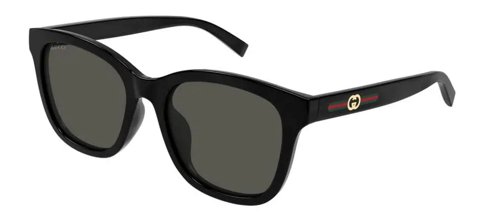 Sunglasses with Black Frame and Dark Lenses Stylish black sunglasses with dark lenses, perfect for sun protection and fashion.