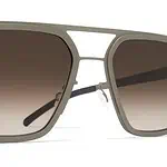 Stylish sunglasses with gradient lenses, perfect for sun protection and fashion.