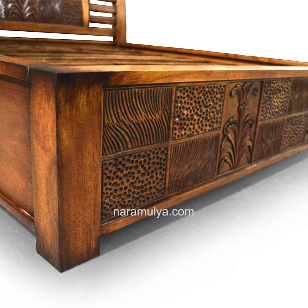 Teak Carving Bed