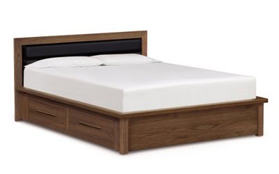 Tempat Tidur Laci