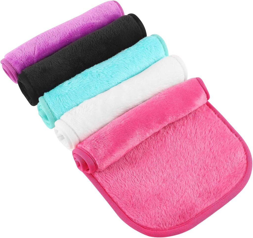 Makeup remover face cloths for double cleansing