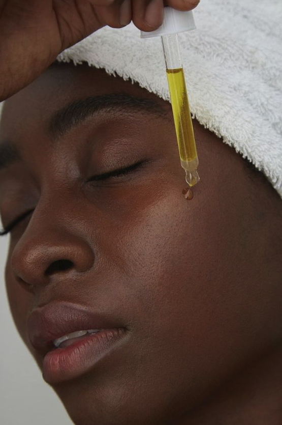 Is vitamin C the reason your face burns when putting on lotion?