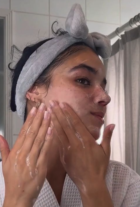 What are the benefits of retinol use and which is the best retinol from the ordinary