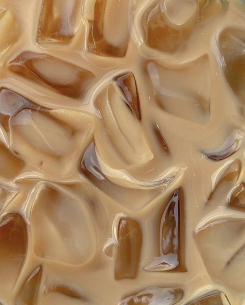 does caffiene cause acne