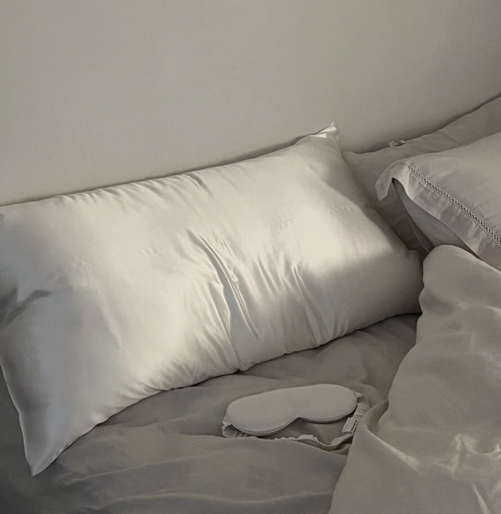 buildup on pillowcase buildup on pillowcase