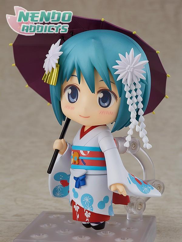 Nendoroid - #797 - Sayaka Miki Maiko pose1