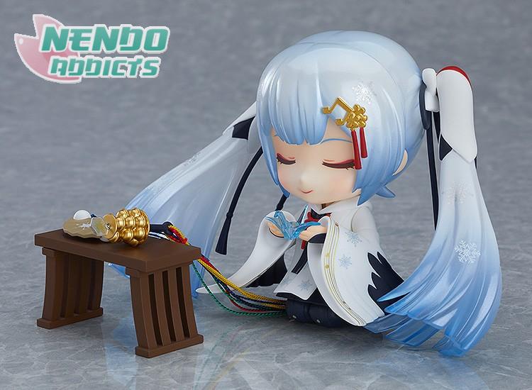 Nendoroid - #850 - Snow Miku 2018 pose5