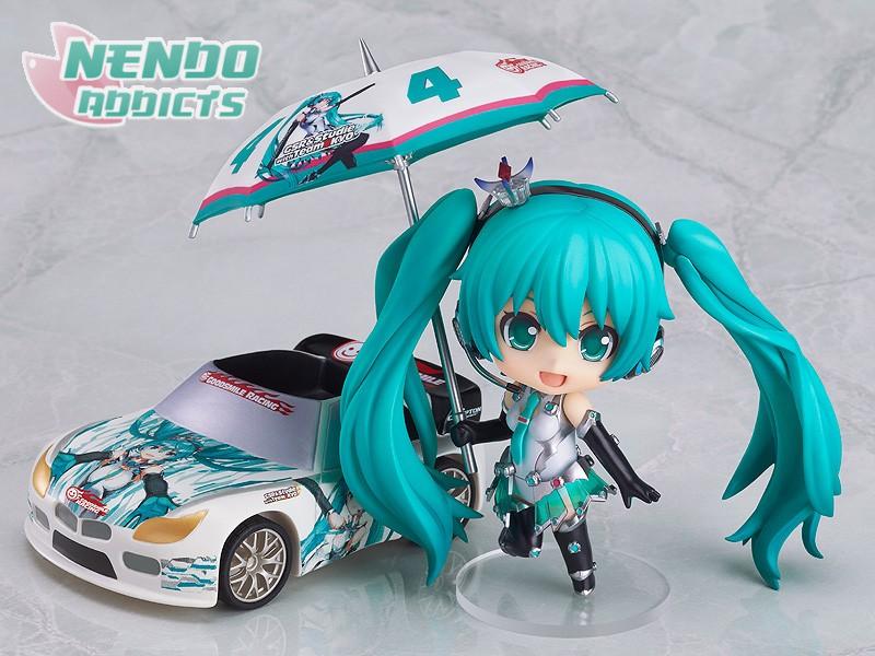 Nendoroid - #326 - Racing Miku 2013 Ver pose1