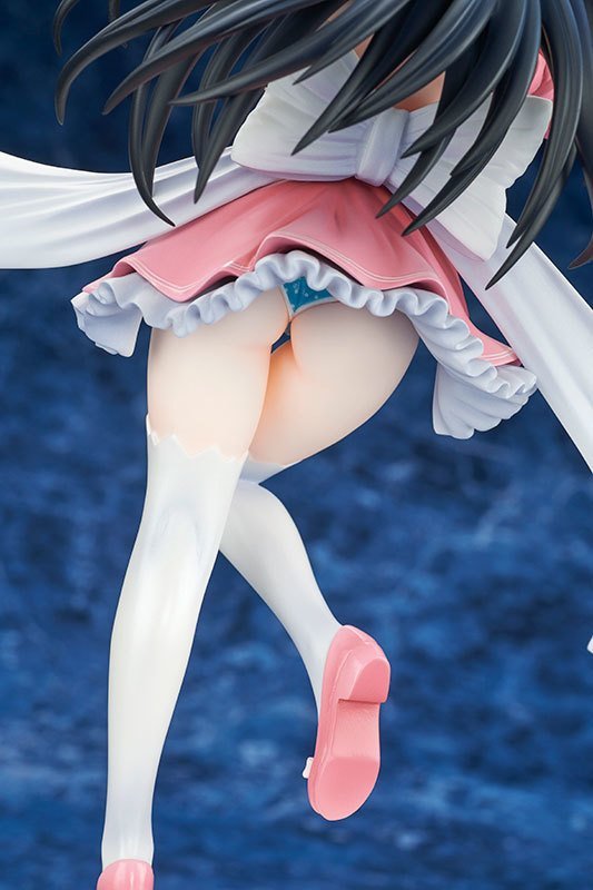 Scale - Ako pose4