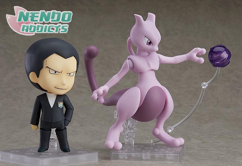 Nendoroid - #875 - Giovanni & Mewtwo pose5