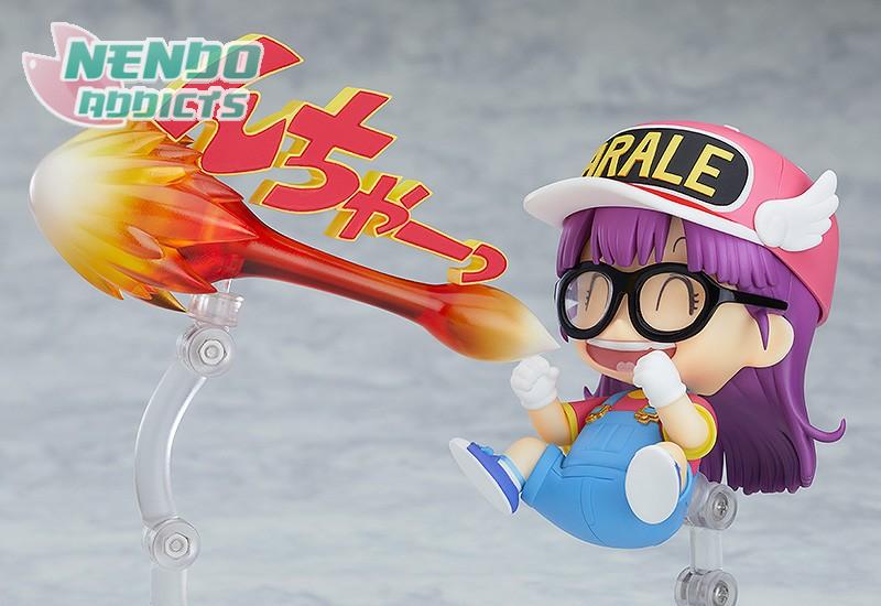 Nendoroid - #900 - Arale Norimaki pose5