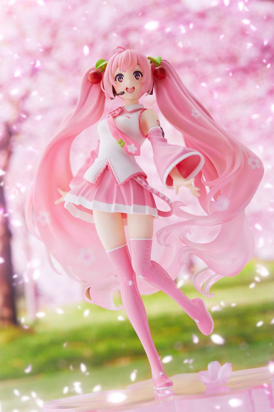 Nendo Addicts - Taito - Sakura Miku Cherry Blossoms Version Pose6