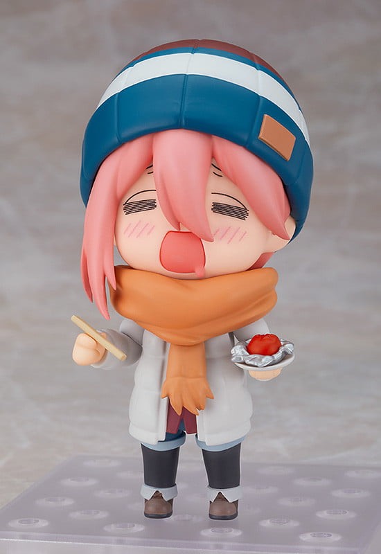Nendoroid - #1623-dx - Yuru Camp Nadeshiko Kagamihara Solo Camp Version Dx Pose7