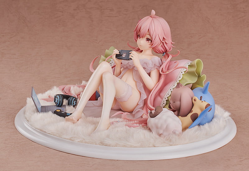 Nendo Addicts - Gsc - Red Pride Of Eden Evanthe Lazy Afternoon Version Pose1