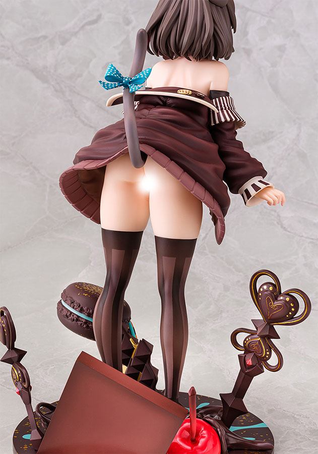 Nendo Addicts - Rocket Boy - Mauve By Yaman Pose9