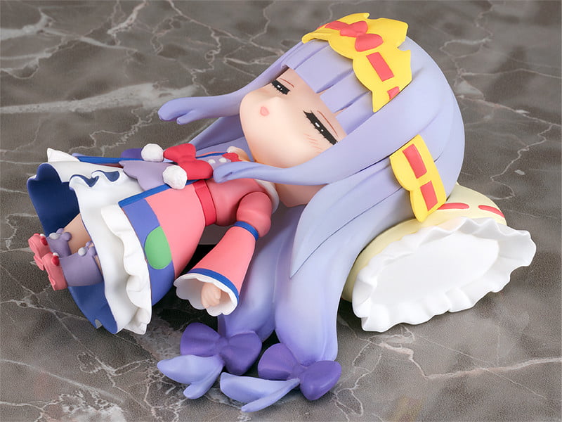 Nendoroid - #1822 - Sleepy Princess Demon Castle Princess Syalis Pose2