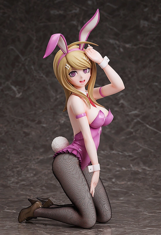 Danganronpa V3 Kaede Akamatsu Bunny Version Pose1