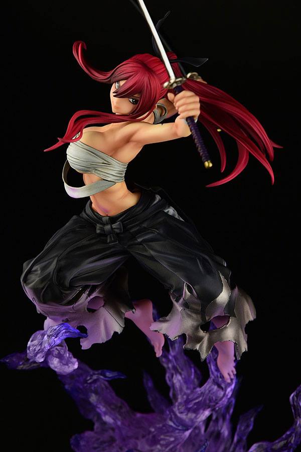 Nendo Addicts - Orcatoys - Fairy Tail Erza Samurai Shikkoku Version Pose1