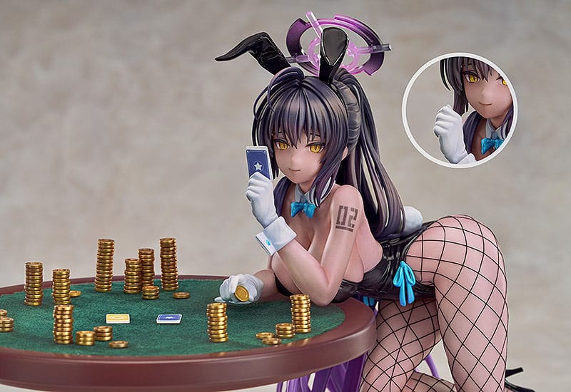 Nendo Addicts - Gsc - Blue Archive Karin Kakudate Bunny Girl Game Playing Version 3