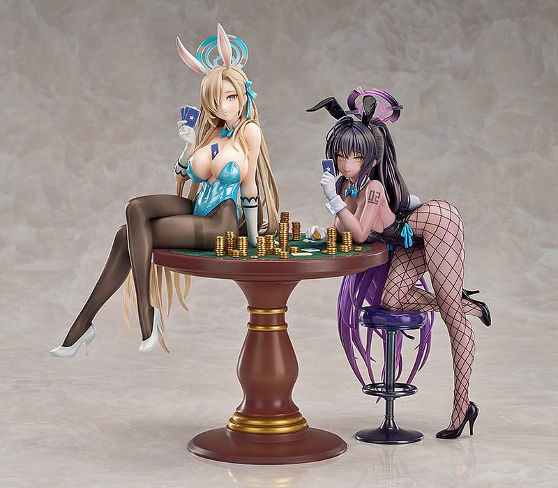 Nendo Addicts - Gsc - Blue Archive Karin Kakudate Bunny Girl Game Playing Version 4