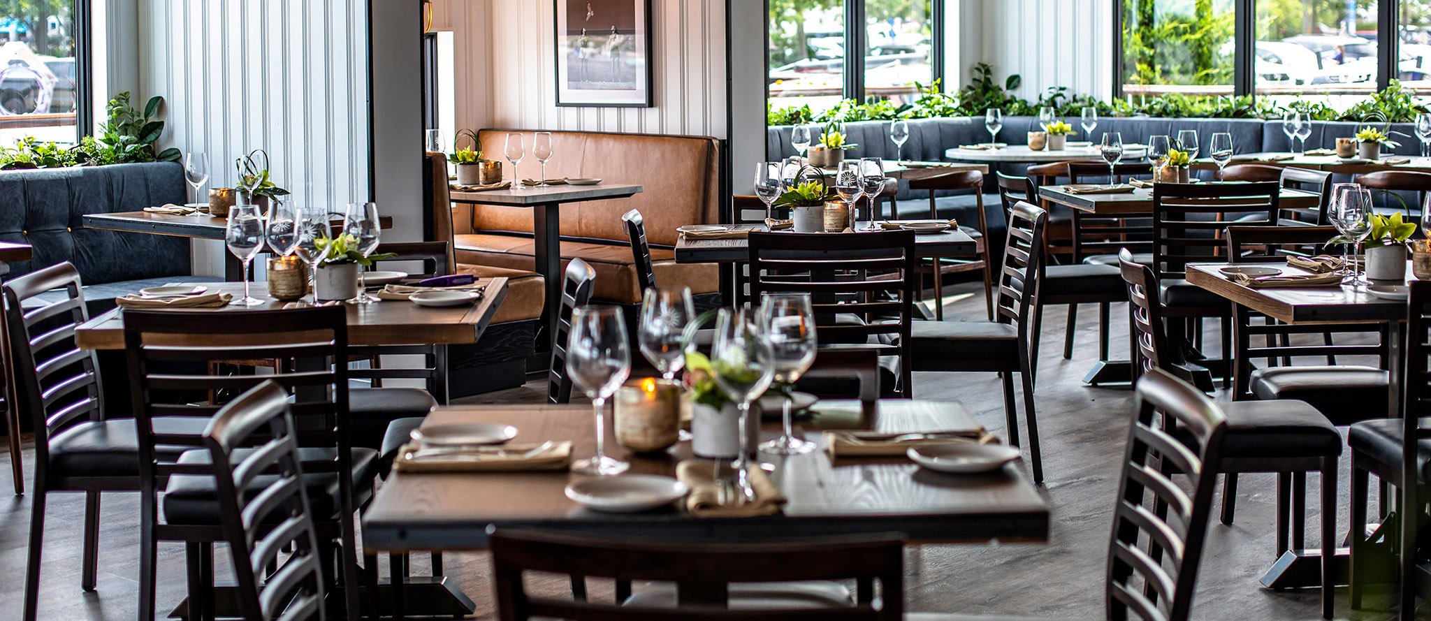 Atmosphere at restaurant in Newburyport, MA
