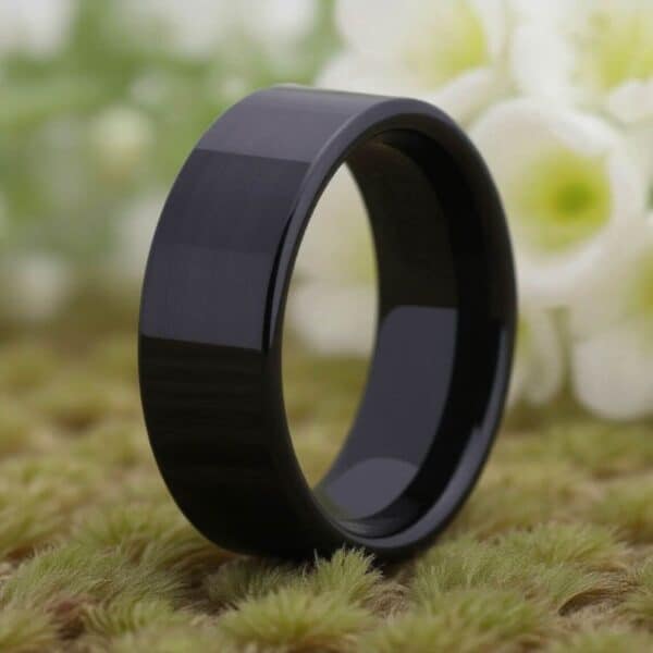 Guy's Tungsten Band in Black