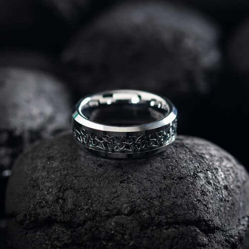 mens tungsten ring silver with black carbon fibre design