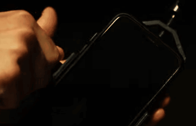 Securely Tighten Your Phone