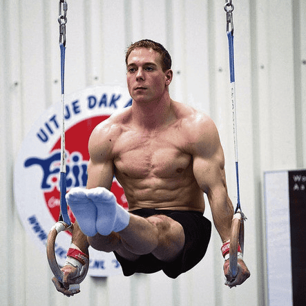 Yuri van Gelder - Ring L-Sit